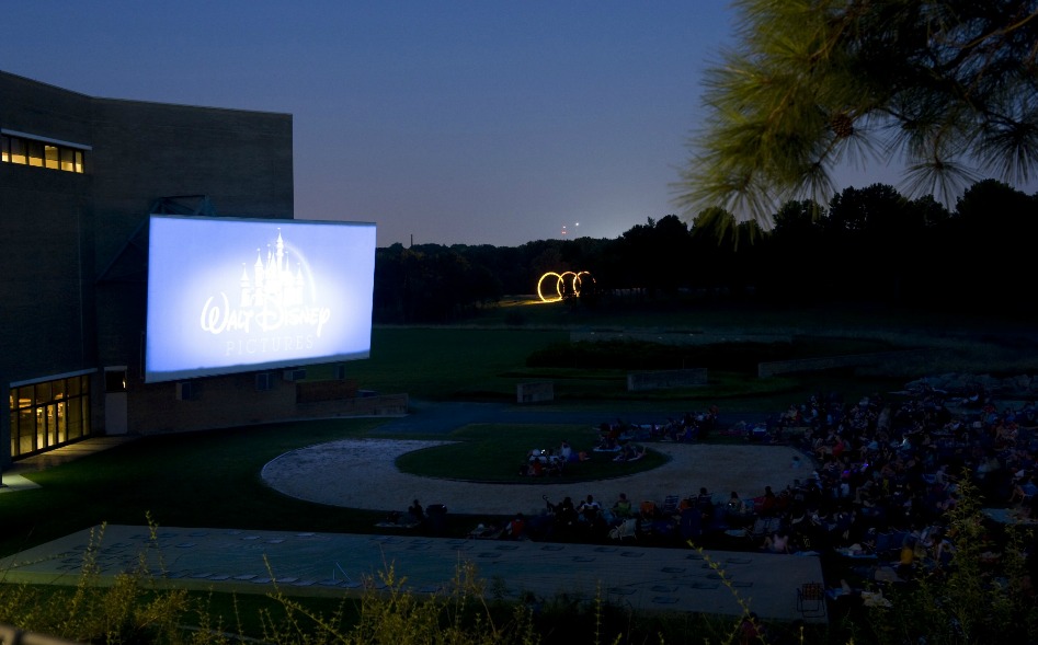 ncartmuseum's tweet image. Summer films are back, starting in July! Want to watch “The Goonies,” “Sister Act,” “Clueless,” and more, beneath the stars? Tickets go on sale Wednesday, June 23, for members and Thursday, June 24, for nonmembers. More information are available at ncartmuseum.org/summerfilms.