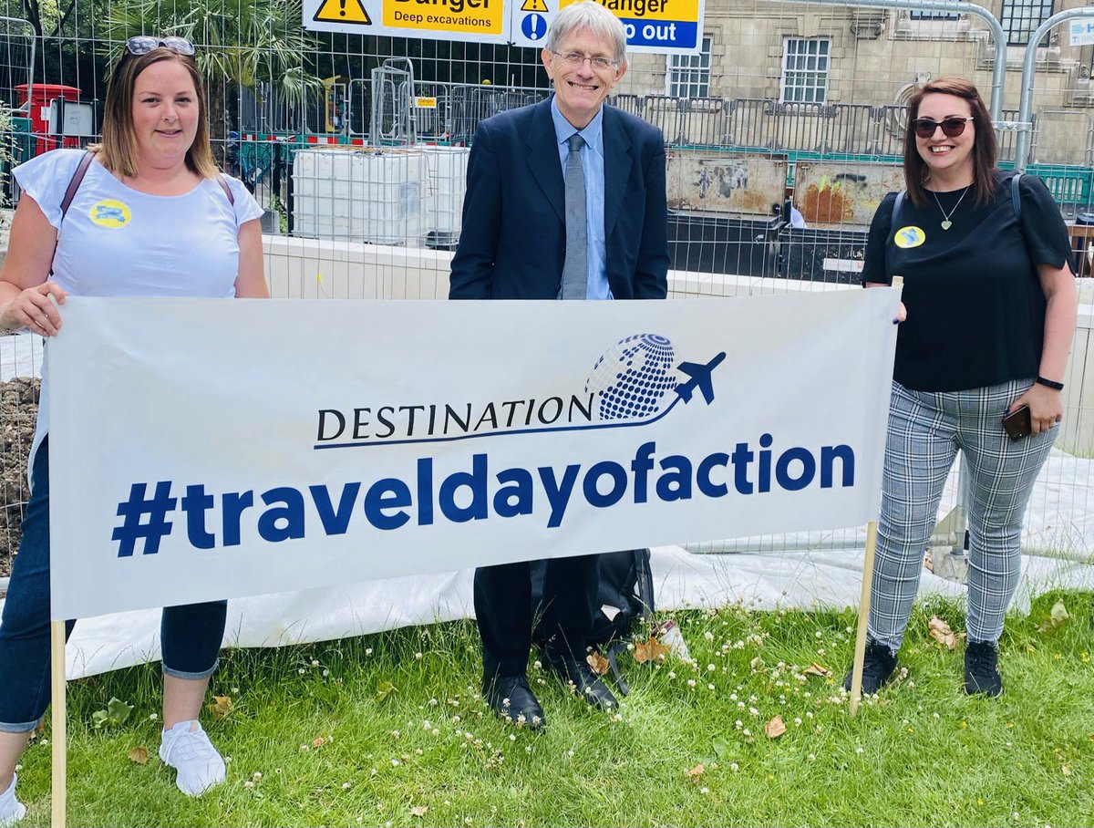 Destination tweet media