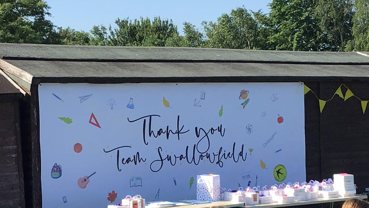 HAWMK's tweet image. Fantastic Morning of celebrations at Swallowfield Lower School today in recognition of the amazing work of all our teachers and a National Teaching Silver Award for Mr Plumbly.
#ThankATeacherDay 
#PearsonNationalTeachingAwards
#SwallowfieldLowerSchool