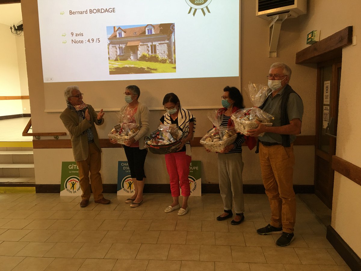 Une Assemblée Générale Ordinaire suivie d'une Extraordinaire pour changer nos statuts hier au #moulindetrancart. Merci à nos propriétaires d'avoir répondu présent et bravo aux lauréats des Trophées Clients!👏🎉