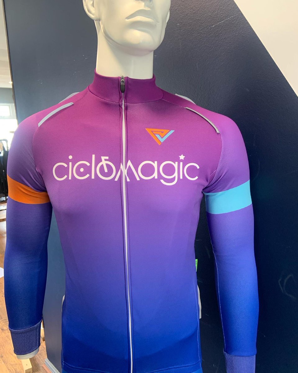 We are very pleased to be supplying this awesome looking kit to our friends at @Ciclo_Magic ! For any enquires please email us - sales@provisionclothing.com