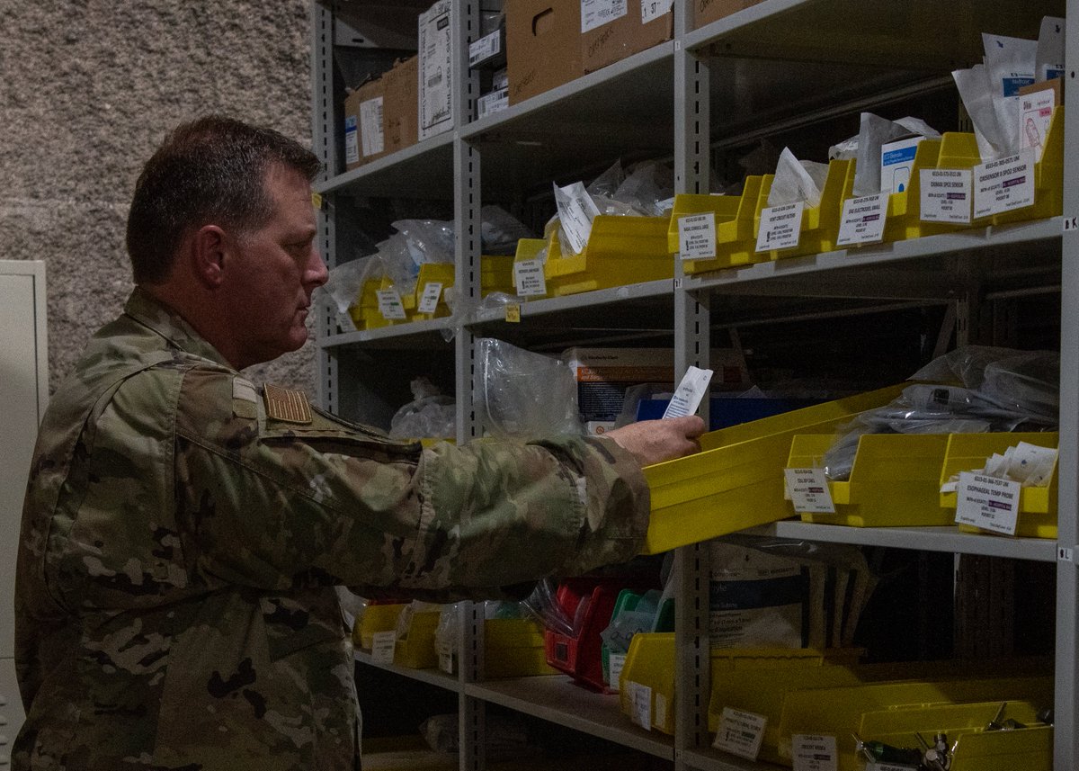 grandslamwing's tweet photo. To keep "care in the air", members of the 379th AEOT ensure the medical evac teams can execute their mission effectively and have the gear they need, when they need it!
Read more here: https://t.co/dpzev7TwL2
#GrandSlamWing #WinReadyRepeat
@USAFCENT @CENTCOM https://t.co/ecBpa6rUhw