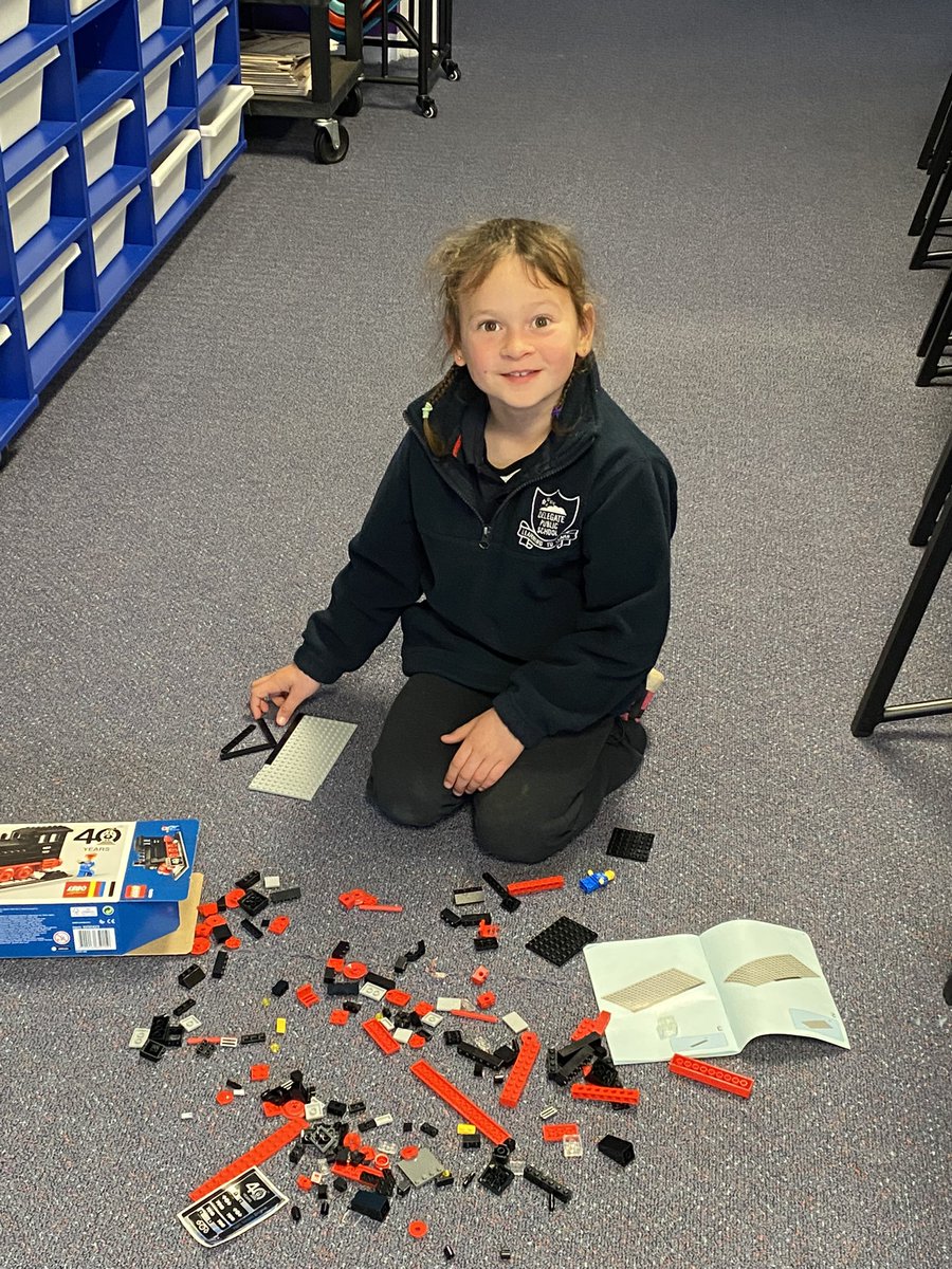 bradnhaz's tweet image. Lego provides us with many opportunities in STEAM lessons. Today, K12 have been challenged to not only follow the wordless instructions that Lego gives us, but to then write their own set of instructions using words. Thanks Good360! @good360aus @KathyPowzun @dizdarm @KCDURAN75