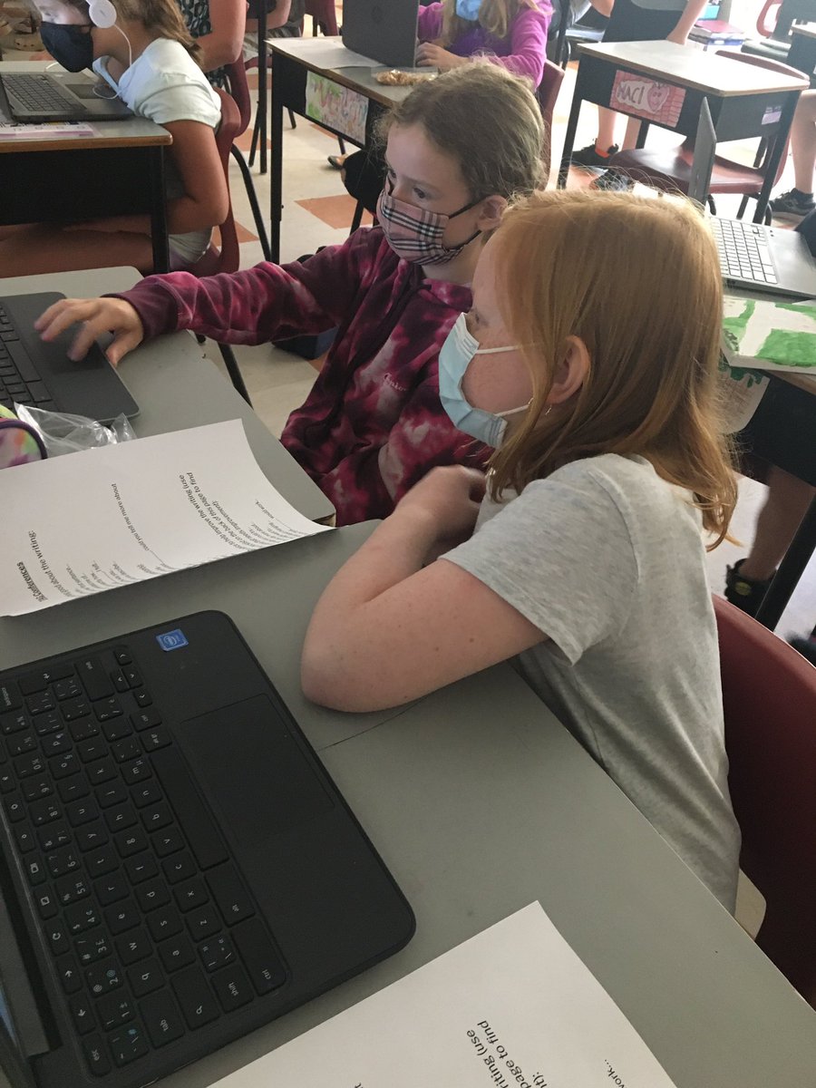 Oldfield_Osprey's tweet photo. Amazing writing in grade 4/5 as students @Oldfield_Osprey work on their author’s craft @AlaynePowerHRCE @HrceLiteracy @HRCE_NS https://t.co/MtHXihdS0I
