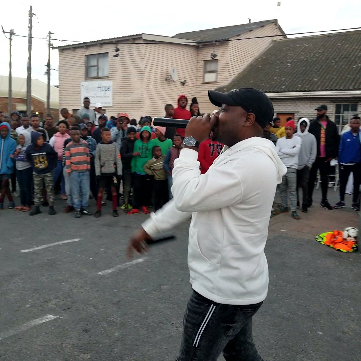 Madness_cpt's tweet photo. Madnesscpt https://t.co/VYLqWEz3LT https://t.co/vbnmbVDbwv