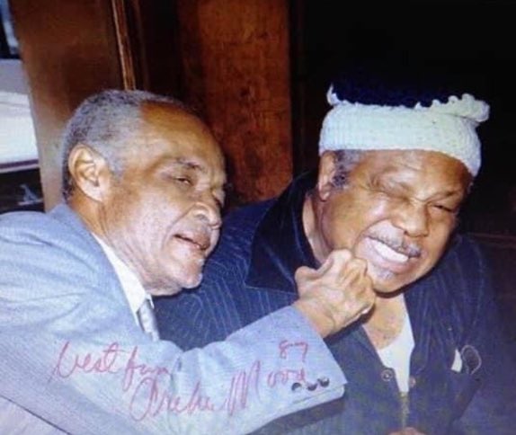 GODS OF WAR-
A photo of former three-division world champion, the legendary Henry Armstrong planting one on the chin of the all-time great light heavyweight “The Old Mongoose” Archie Moore in the twilight of their near miraculous stories...
#boxing #history