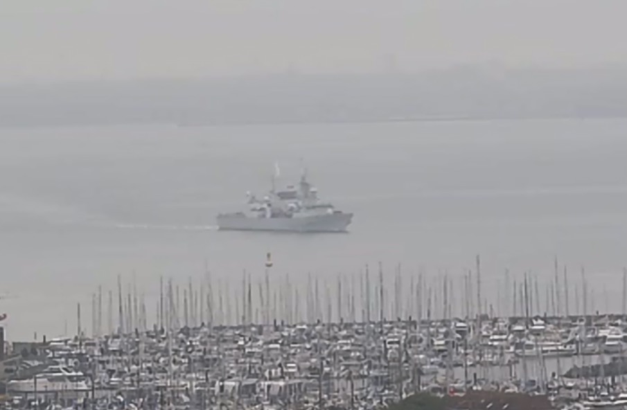 WarshipCam's tweet photo. HMCS Halifax (FFH 330) Halifax-class frigate leaving Kiel, Germany - June 23, 2021 #hmcshalifax #ffh330 https://t.co/hE4ZEFcvB5