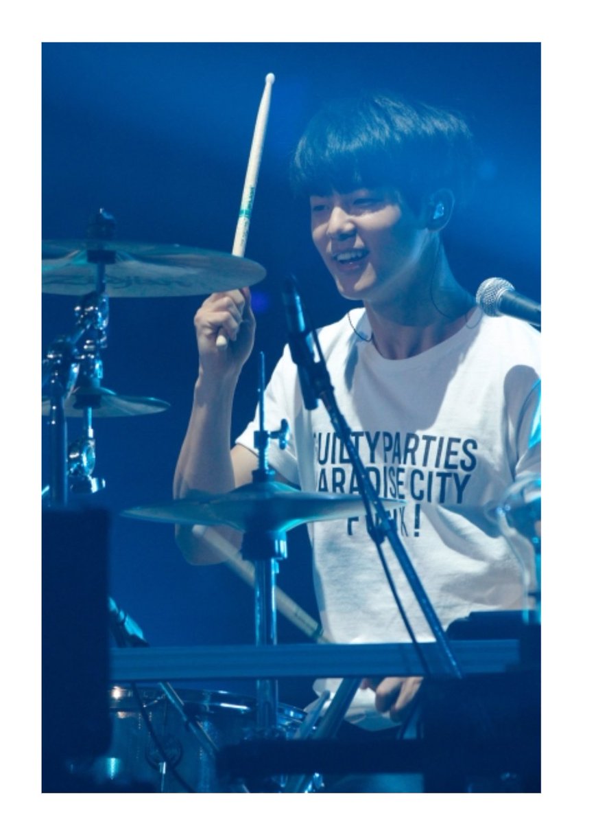 ひまわり Cnblue 腕 ひまわり Cnblue 腕