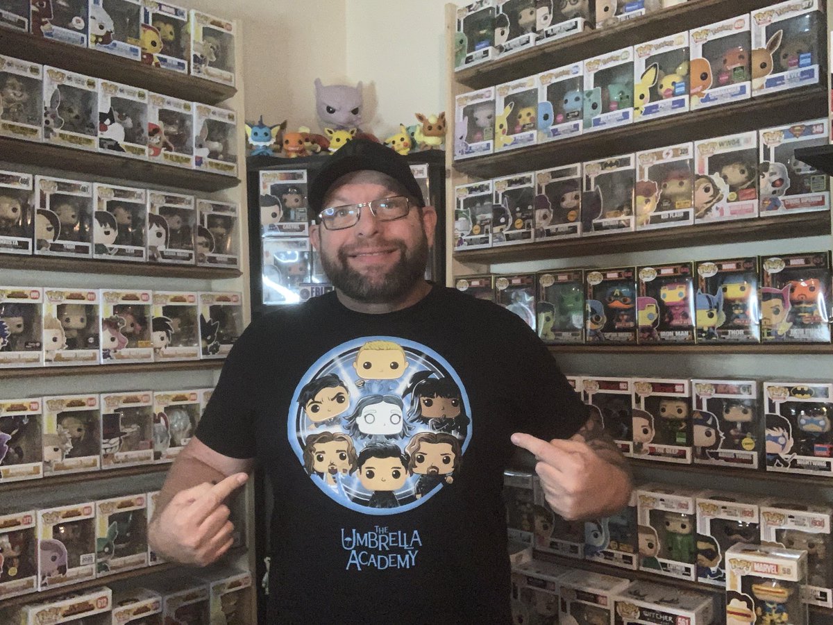 bobs_pop's tweet photo. Check out my new Pop shirt! #umbrellaacademyfunko #Funko,#funkopopmoments,#funkofamily,#funkomarvel,#funkoPOPS,#FunkoPOPNews,#funkofunatic,#popvinyl,#dcfunkpops,#FunkoPopsUK,#funkocollector,#popscollector,#funkofanatic,#funkofanclub,#funkonation https://t.co/4wKstTq2nn