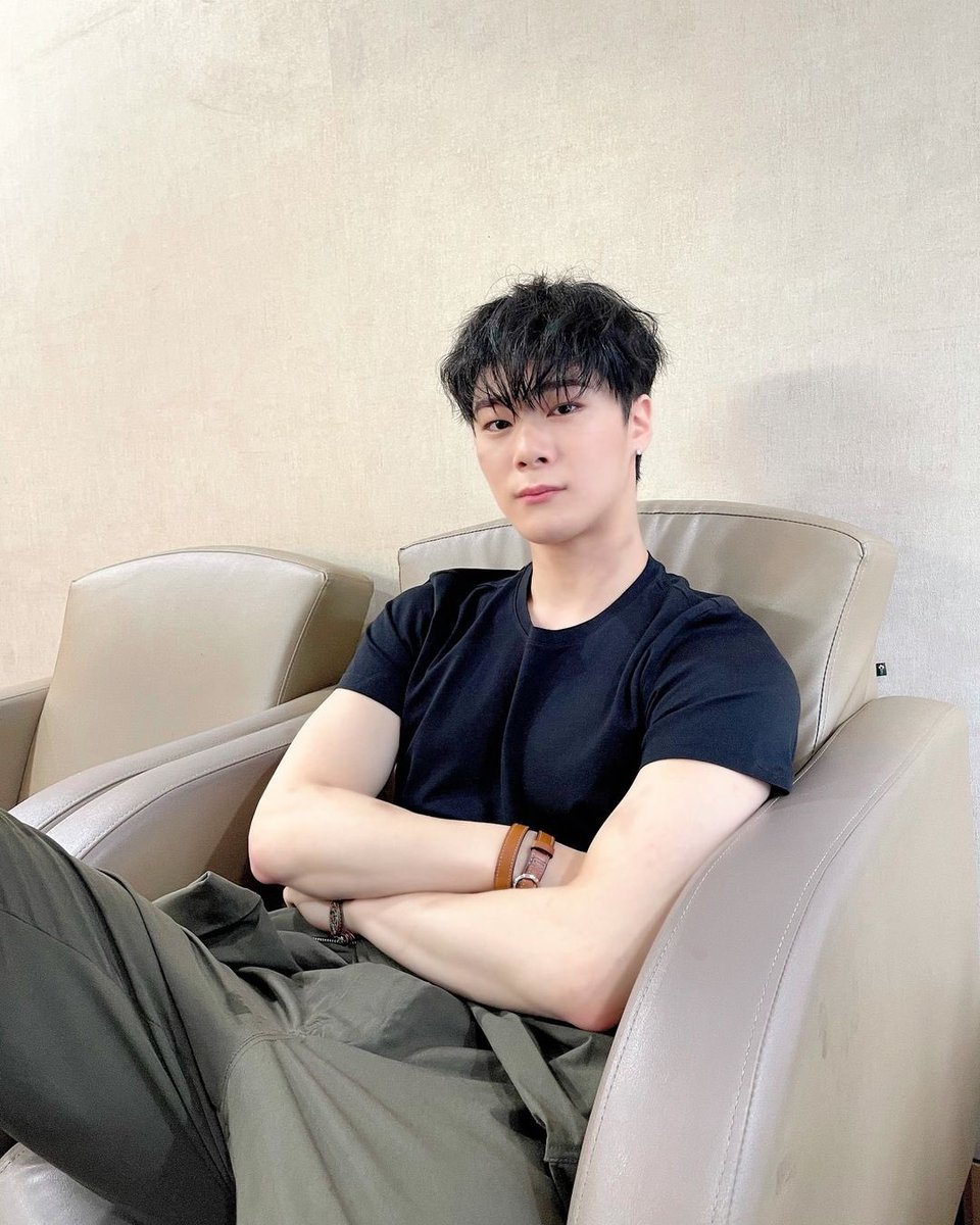 moon_ko_gn's tweet photo. 210623

🧰 https://t.co/4hTpYcoLNr