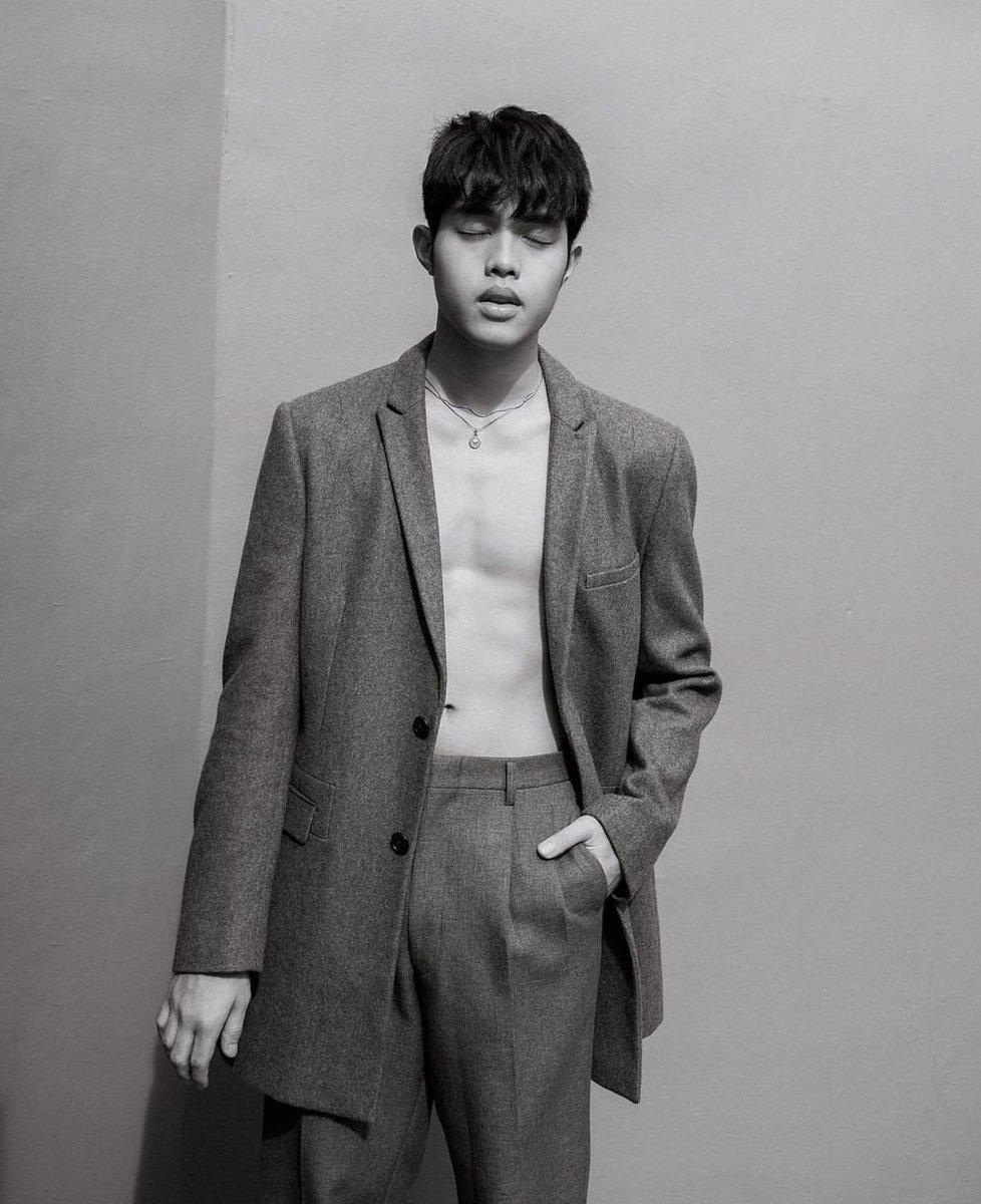 I am just dead right now, they got me shook again! 🥰🖤 <a href="/kkydsnts/">KDS™</a> <a href="/elijahcanlas_/">Elijah Canlas</a>
