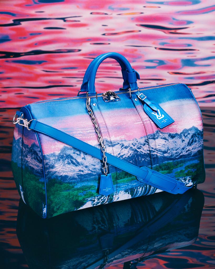 Louis Vuitton on X: #LVMenSS22 A new Keepall from @virgilabloh 's next # LouisVuitton Men's collection depicts a landscape woven with recycled  materials. Watch the fashion show live on Thursday, June 24th at