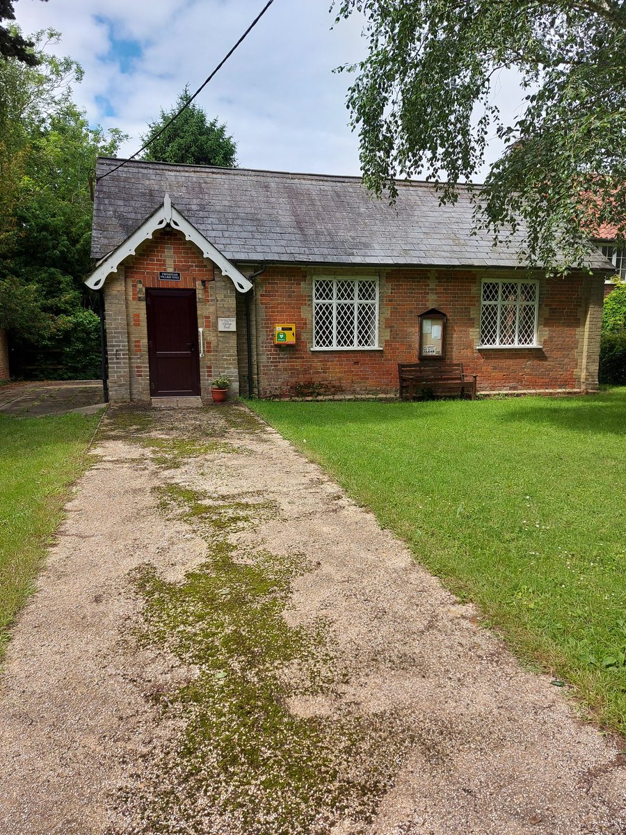 Councillor Peter Scwier of Essex County Council and #Twinstead asked if Essex Police Officers can patrol the area on foot as they don't see a uniform presence at all. Spoke to everyone I came across. 

As requested

#YouSaidWeDid
#ProtectingAndServingEssex
<a href="/Essex_CC/">Essex County Council</a>