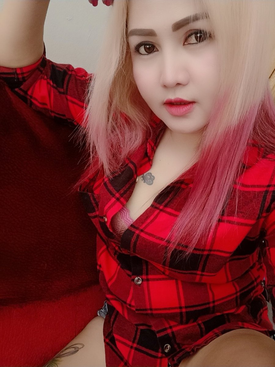 DvlEh26PywDnpyO's tweet photo. ผู้หญิงที่ดูเรียบร้อยอาจจ่ะไม่ถึงจัย...คุน https://t.co/RrnZhJ2Qqj