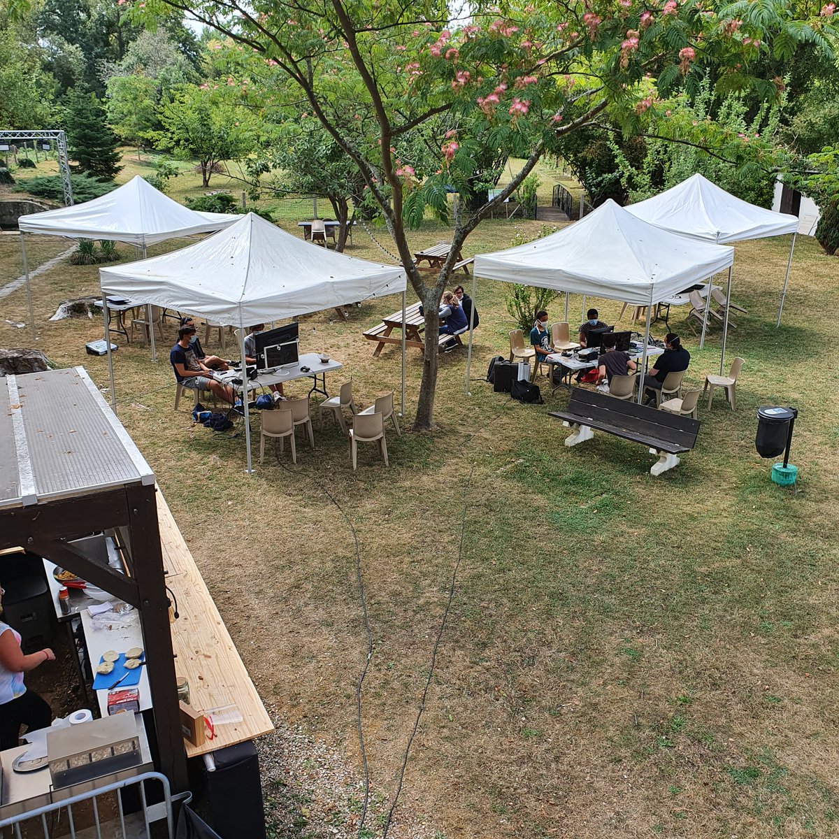 Fenryr_Esport's tweet photo. 🐺 THE BOOTCAMP 🐺

📌 19 Rue du 8 Mai 1945, 77350 Le Mée-sur-Seine
👥 48 / session
🎟️ 5€ / session

🎟️ Sessions
☀️ Jour 1 - 14h/22h 
🌕 Jour 1 - 22h/10h
☀️ Jour 2 - 10h/20h

📅 03/07 14h - 04/07 20h
➡️ https://t.co/its2Hg4ixS

📅 17/07 14h - 18/07 20h
➡️ https://t.co/ZgCppRlxLg https://t.co/VLkqQNt06C