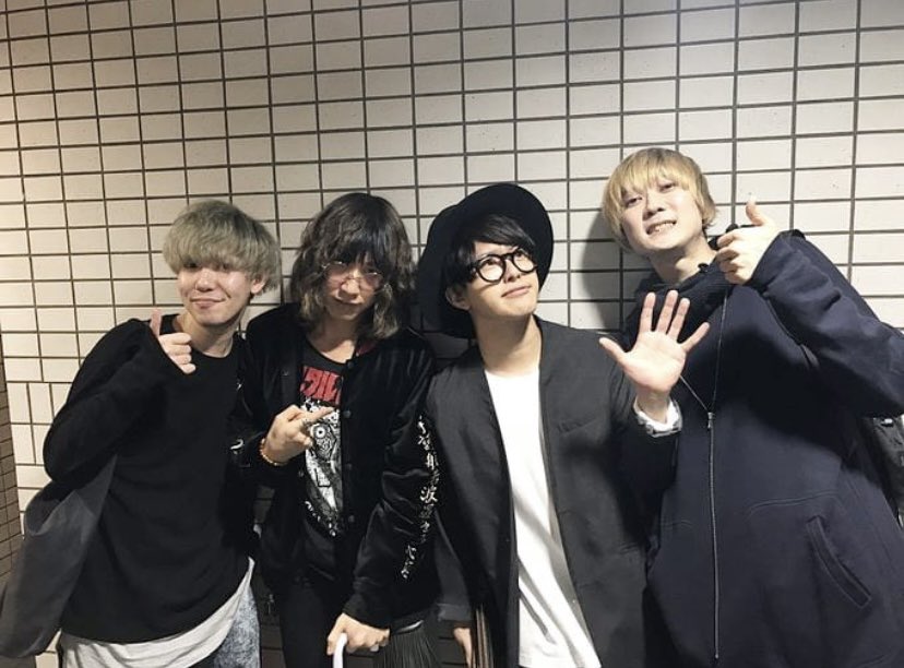 ry4919's tweet photo. #BLUEENCOUNT
#ブルエン
#田邊駿一
#江口雄也
#高村佳秀
#辻村勇太
#邦ロック好きな人と繋がりたい
#邦ロック好きと繋がりたい https://t.co/HvRXwXC1ec
