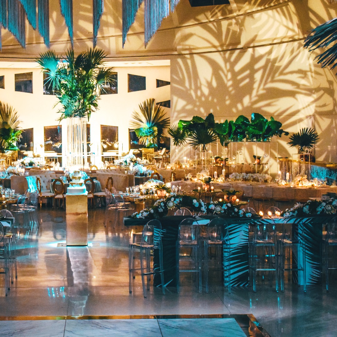 PSIDGroup's tweet photo. Enchanting 🤩
✨
@fe_foreverevents
@psidgroup
@faena
.
.
.
.
.
.
.
.
#psidgroup #wedding #lighting #eventproduction #led #weddingproduction #events #weddingplanner https://t.co/ufFqzcImM6