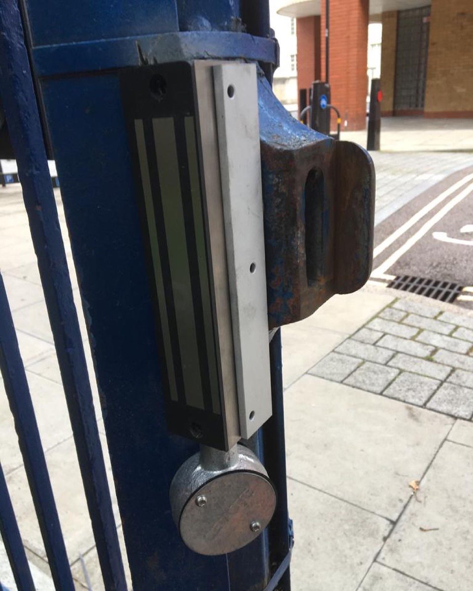 LTMLtd's tweet photo. Yesterday we completed this #Videx #GSM system in #Hackney #E8
#Videx #digital #GSM panel ✅
Panel mounted #PAC #accesscontrol reader ✅
#Deedlock #magneticlock retrofitted onto existing gate ✅
https://t.co/2kBVKDW2Ew
0208 432 0843
#intercomrepair #intercominstallation https://t.co/45py6IqJMM