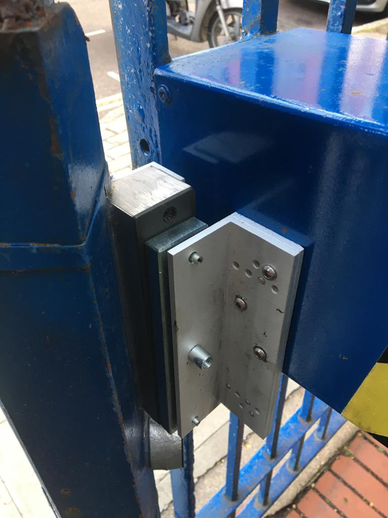 LTMLtd's tweet photo. Yesterday we completed this #Videx #GSM system in #Hackney #E8
#Videx #digital #GSM panel ✅
Panel mounted #PAC #accesscontrol reader ✅
#Deedlock #magneticlock retrofitted onto existing gate ✅
https://t.co/2kBVKDW2Ew
0208 432 0843
#intercomrepair #intercominstallation https://t.co/45py6IqJMM