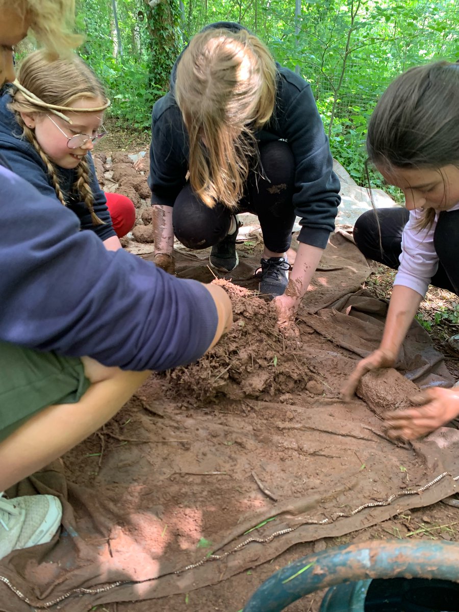 Priory Church In Wales School tweet media