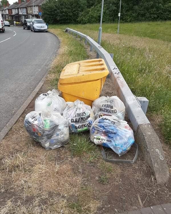 Litterwatch1's tweet photo. #thursdayafternoonwalks with The Gap Centre they have been out over the weekend before the rain came down collected 10 or more bags from #CromwellStreet and the #Jesson #WestBromwich
Thank you so much ๐
#AdoptAStreet
@sandwellcouncil
@SercoESUK https://t.co/pbV4yPoGE2