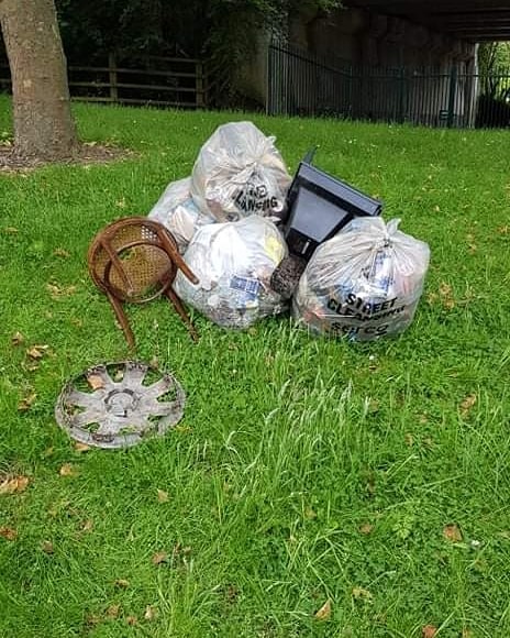 Litterwatch1's tweet photo. #thursdayafternoonwalks with The Gap Centre they have been out over the weekend before the rain came down collected 10 or more bags from #CromwellStreet and the #Jesson #WestBromwich
Thank you so much ๐
#AdoptAStreet
@sandwellcouncil
@SercoESUK https://t.co/pbV4yPoGE2