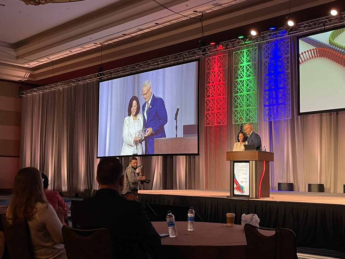 BranndonKelley's tweet photo. Congratulations @JoleneMThompson , President &amp; CEO of @amppublicpower on your service as board chair for @publicpowerorg. Best of luck to @kmucolin Colin Hansen, Executive Director of @KMUtweets during your tenure as the next board chair. #wearepublicpower https://t.co/a5VGqEnYUG