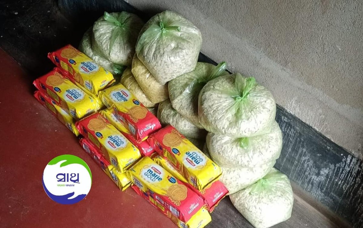 Saathifoundatio's tweet photo. In this pandemic we are with needy people COvid esential and food distribution by Saathi foundation @Sathifoundatio9 @sanjay157393349 @CMO_Odisha @dmkendrapara @kanak_news @Kalingatv @otvnews @NEWS7Odia @AnubhavMohanty_ https://t.co/ocBar0gOUc