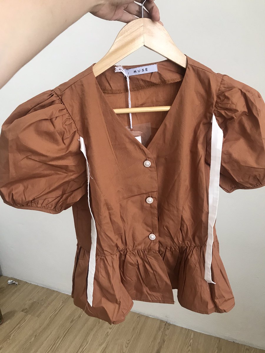 patchar38964246's tweet image. งานสไตล์ เกาหลี ค่าาา งานใหม่ทุกตัว 90 THB ทุกตัวค้าบบบ
📮ลงทะเบียน 30 
📮เฟลช j&amp;amp;t 40
#เสื้อผ้าเกาหลี #เสื้อผ้าสไตล์เกาหลี #เสื้อผ้า  #เสื้อนักศึกษา  #เสื้อผ้าแบบไอดอลใช้ #เสื้อผ้าพร้องส่ง