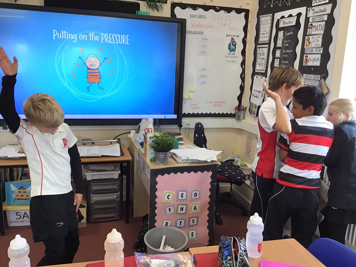 NHantibullying's tweet photo. Great to see Year 5 discussing different forms of ‘peer pressure’ #RSE #PeerPressure #AntiBullying @NewHallPrep https://t.co/lUoBNdQ1Np
