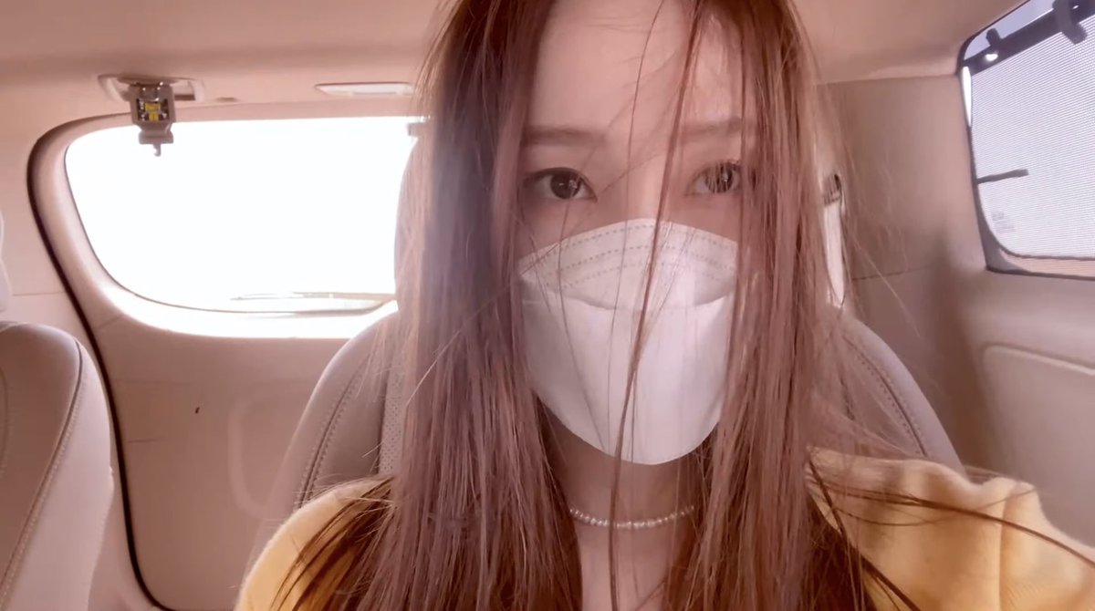 xolovejsyosh's tweet photo. ชอบ VLOG พี่เจสอะตต.เปลี่ยนแบบใหม่คือดีกว่าเดิมเยอะเลย คลิปล่าสุด mood&amp;tone ก็ดีมาก พี่เจสก็สวยยยมากกกชอบไลฟสไตล์จัง ไปเที่ยวพักผ่อนกับมัมหมีงี้ แค่10 นาทีไม่พอจริง ๆ อะ 😭🤍 https://t.co/EnlzTEJ6Ox