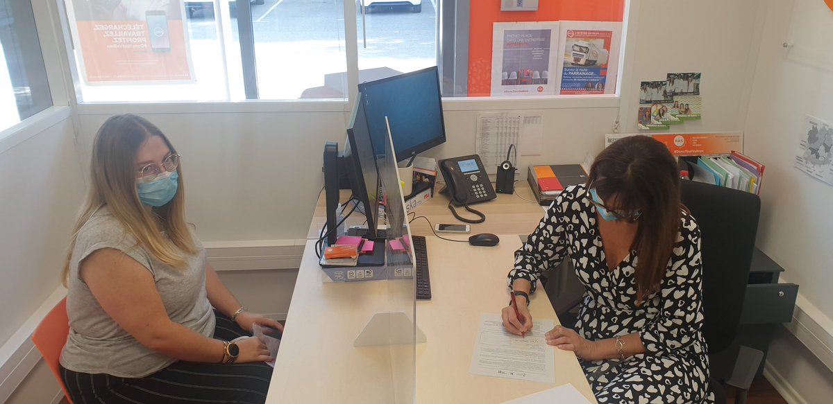 bori_lidwine's tweet photo. ✅ Signature aujourd’hui d’un parrainage entre Alexanne et Mme Vizier, responsable de l’agence #rasinterim la seyne-sur- mer 👍@poleemploi_VAR #1jeune1solution #1parrain1emploi #laseyne 
Bravo aux équipes pour votre mobilisation au bénéfice des jeunes! 👏 https://t.co/6vdBpGaZJx