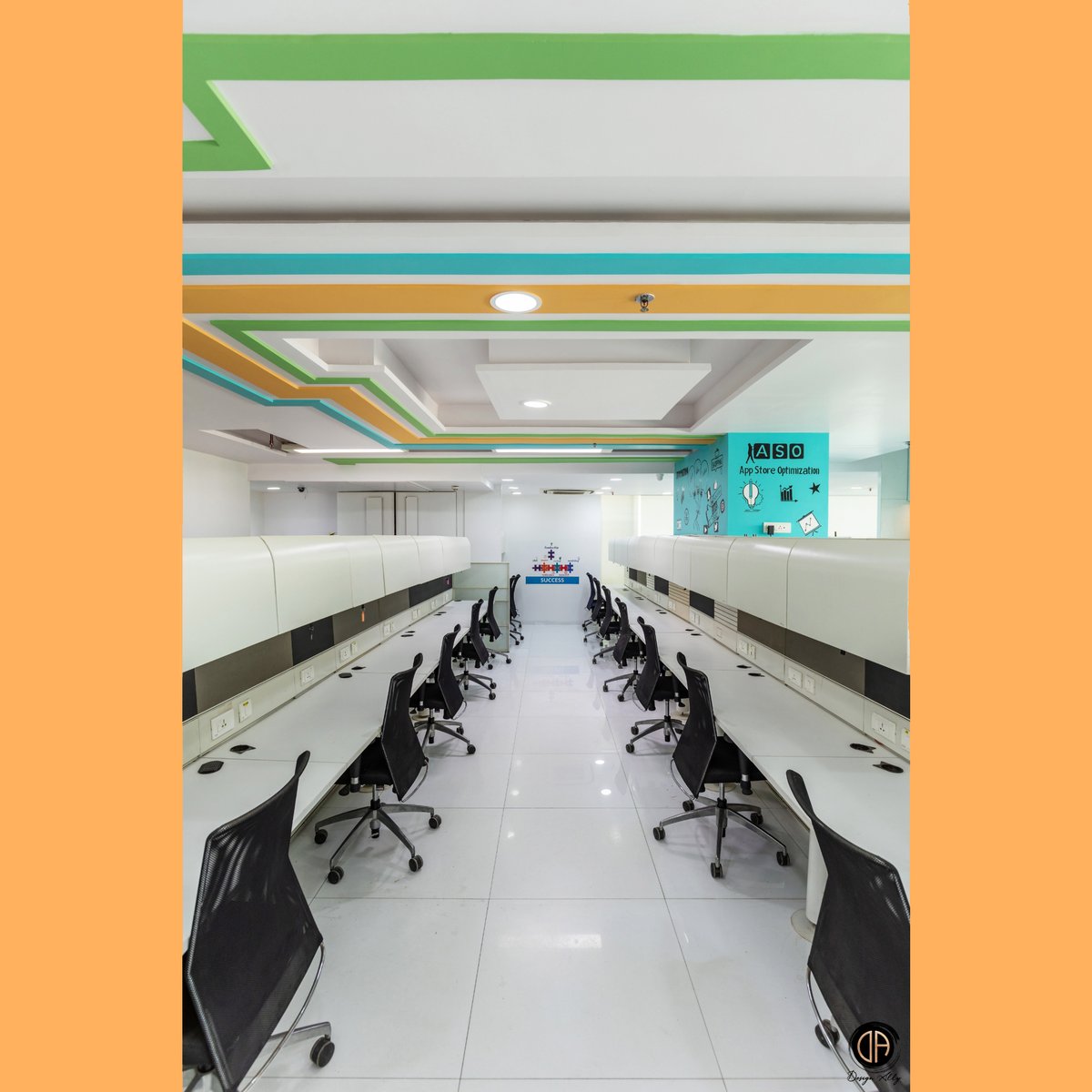 DesignAlly2's tweet photo. Your workplace influences your mindset.Let's make it worthy
Brand identity was an important aspect of our client brief so we incorporated the logo colors in our design for people to connect with it instantly
Project name: Spectrum spaces
#office #DigitalMarketing #team_designally https://t.co/w7revl8SCN