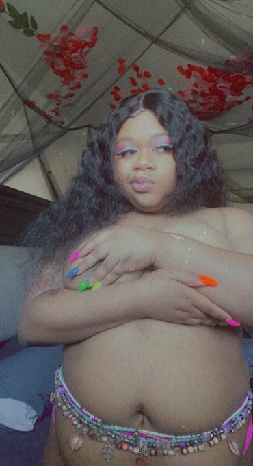 I missed Tittie Tuesday 😕 https://t.co/7t1x6UP7k2
