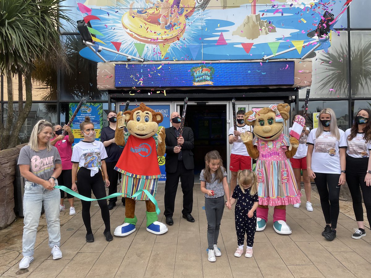 SandcastleWater's tweet photo. We have had a wonderful day celebrating our 35th Anniversary!
Special thanks to our competition winners, the Gardner Family for cutting the ribbon and opening Sandcastle Waterpark on our 35th Birthday!
#SWP35 https://t.co/Rx13csOXki