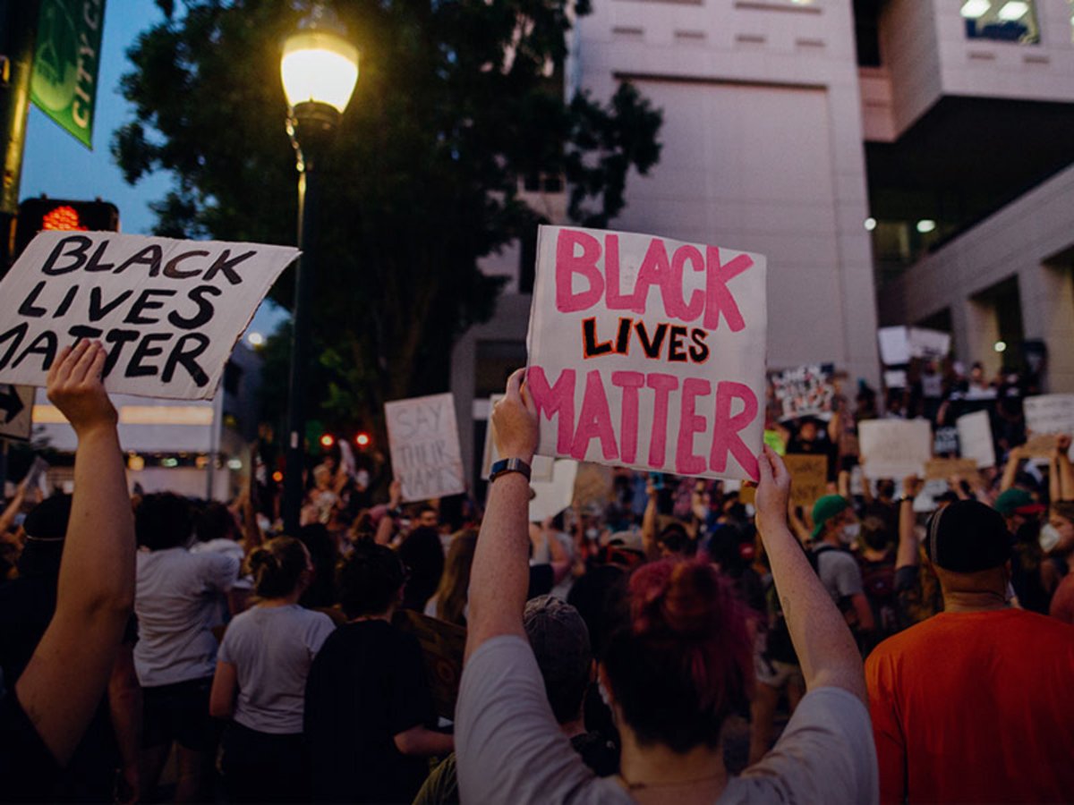BSRnews's tweet photo. Companies can help shape the world—not just their own operations—to be more inclusive through #DEI. Four insights on achieving this from L. Simone Washington, Director of our DEI offering: https://t.co/ipV1k50EWo https://t.co/ATzrtKSa17