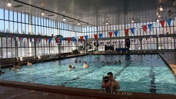 The Chicago Park District's indoor pools will stay closed this summer because of a lifeguard shortage. buff.ly/2SS40Iy