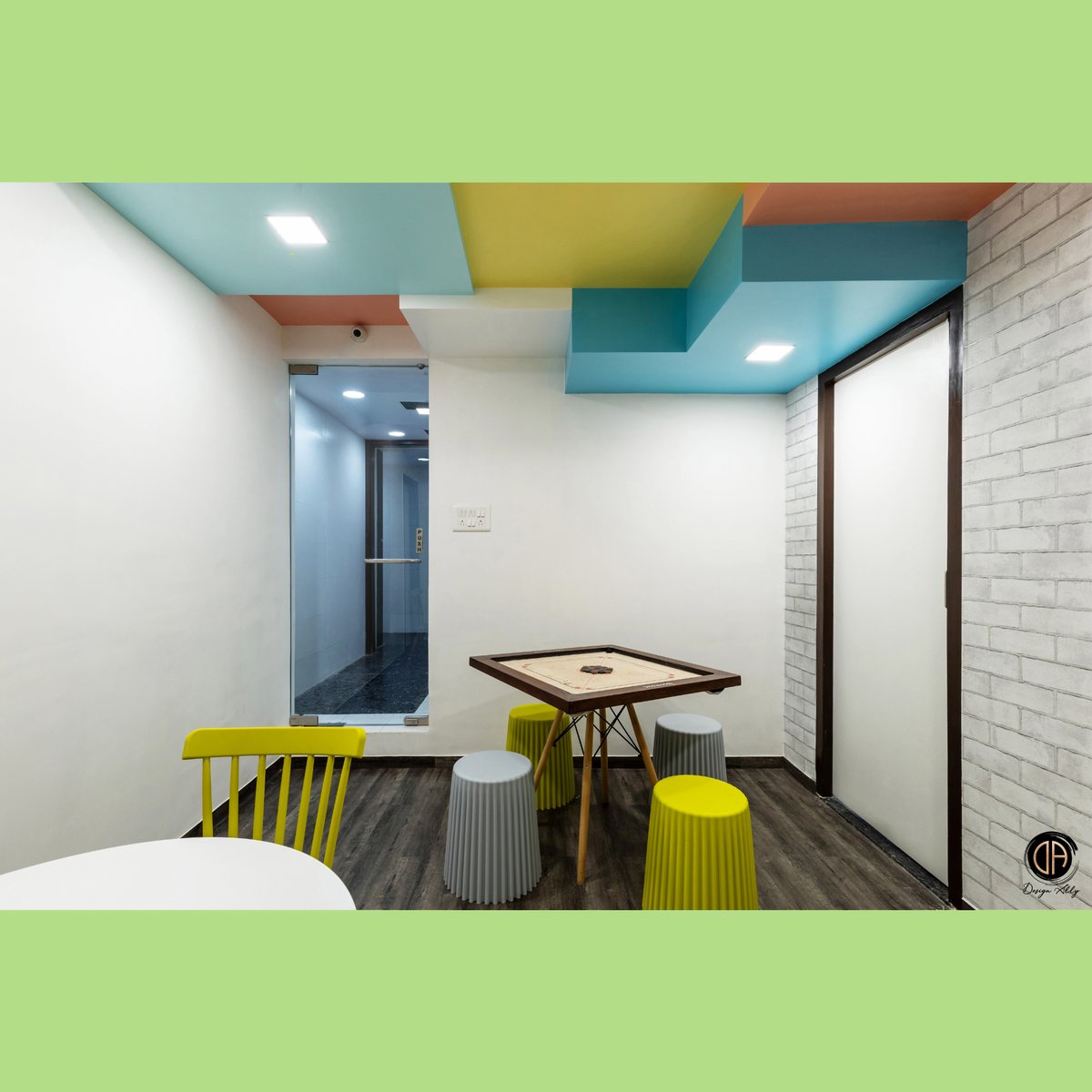 DesignAlly2's tweet photo. The pastel tone in the ceiling of recreational area adds an unexpected pop of whimsy and touch of playfulness.
Designing the false ceiling with the existing exposed services at different levels transformed into this beautiful cluster of blocks.
Project name: Spectrum spaces https://t.co/1KzGbfqxmA