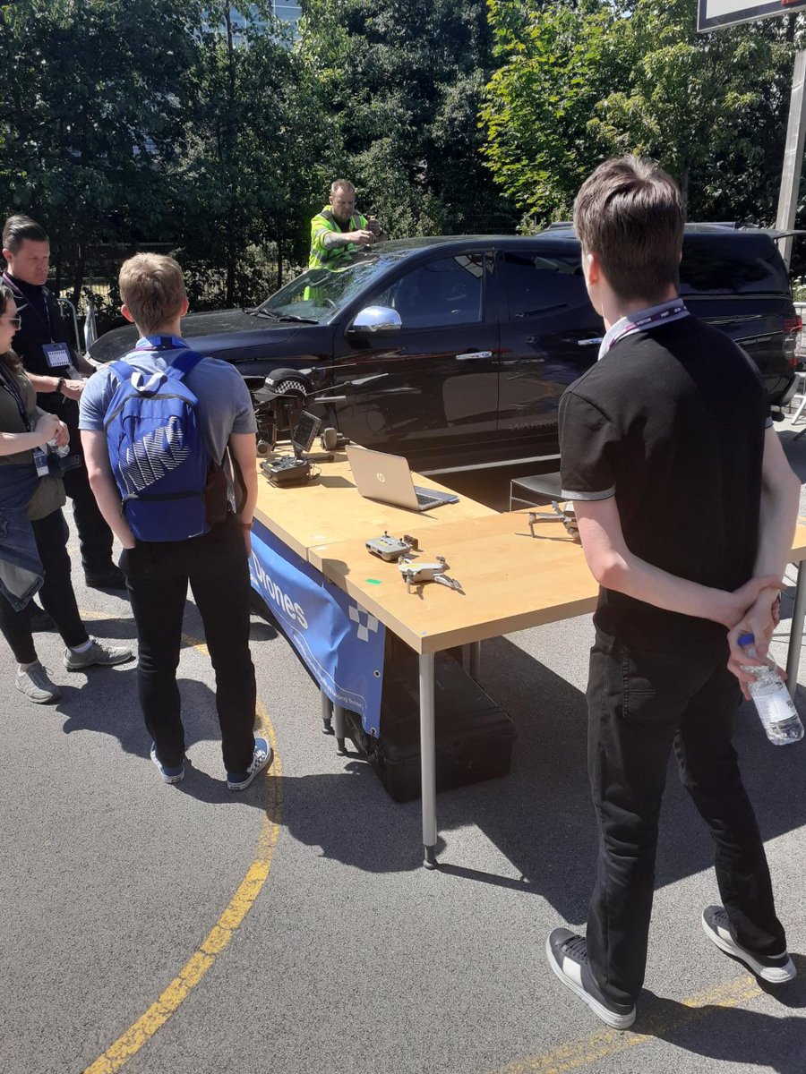HerewardJobs's tweet photo. Interns helping out at a Public Services event at a local college @HerewardCollege @BrumPartnership #supportedinternships #inclusiveworking https://t.co/v07d37IugJ