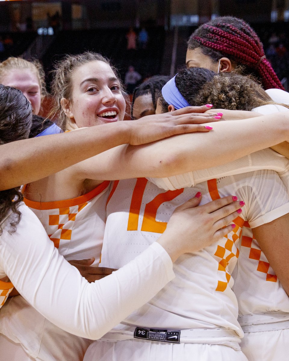 LadyVol_Hoops's tweet photo. Lots of progress made, still more work to do!

Today we celebrate 49 years of Title IX and renew our commitment to bringing equity to women's basketball. https://t.co/oVURJbYeI0