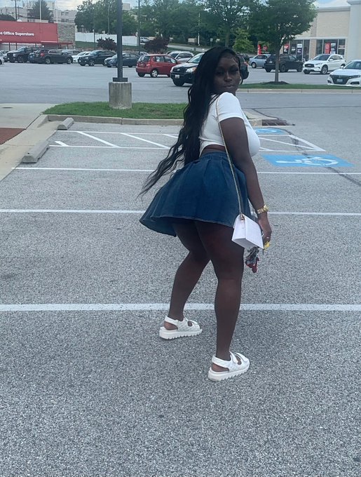 1 pic. My skin every summer 👋🏿🪄 https://t.co/7t2nUiwaQk