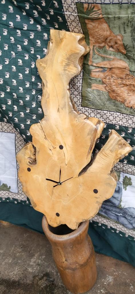 jocarpintero7's tweet image. OBJETOS DECORATIVOS EN MADERA GUADUA Y OTRAS FIBRAS