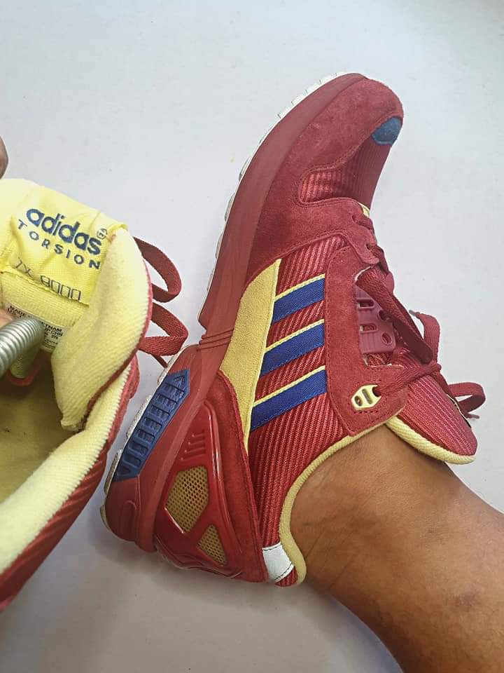 ajiesoemali's tweet photo. My ZX8️⃣0️⃣0️⃣0️⃣ ❤
2️⃣5️⃣ ANNIVERSARY 📷
#adidaszx8000
#torsion
#teamzx
#zxteam
#3stripes
#zxfamily
@Zx8000D
@_adidaszx
@AdidasFetish
@SneakerNews
@ComplexSneakers
@snkrfrkrmag
@SneakerCon
@Dadidassler
@adidasconection
@adidasrunning
@3_stripes4life
@3stripegoodness https://t.co/QQ1RCfu8of