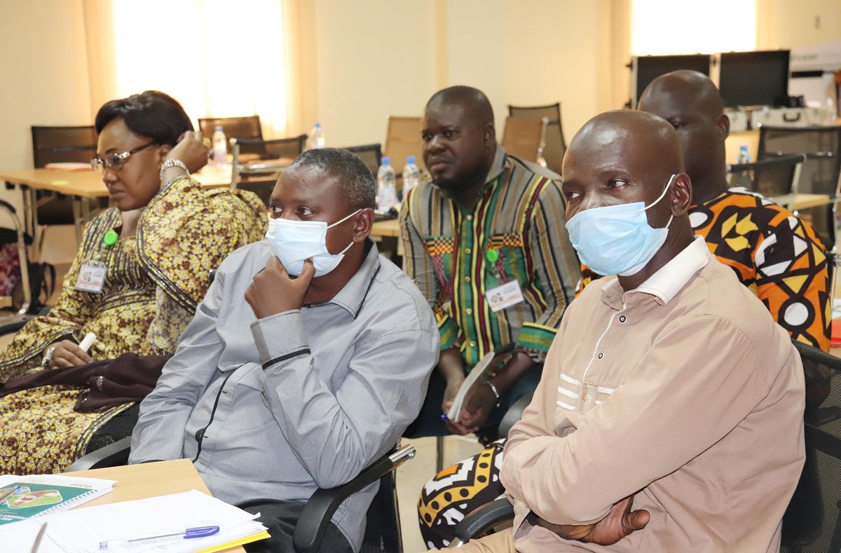 Demand Driven and Gender Responsive Product Profile Development workshop is on going at ICRISAT WCA, Bamako. Summary of the last two days. The 2nd day of the meeting was mainly marked by a working session through group discussions by country with a focus on the three crops.
