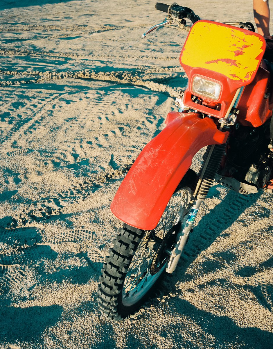 In the sand. #portra800