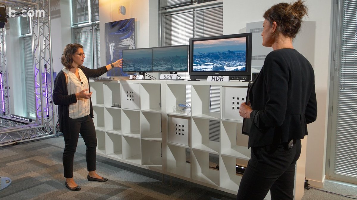 [live #reveal] Innovative demo of b<>com *Sublima* with Tania! It offers real-time, content adaptive conversions between SDR and #HDR >>> ideal for facilitating this challenging transition, at any stage of the pipeline. More info 👉 b-com.com/en/process/sub… #broadcast