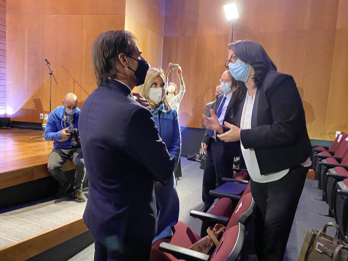 En la ceremonia de premiación “El talento no tiene género” organizado por Grupo BID, <a href="/PwC_Uruguay/">PwC Uruguay</a> y el programa Ganar-Ganar una alianza de <a href="/UEenUruguay/">Unión Europea en Uruguay</a> <a href="/OITAmericas/">OIT Américas</a> y <a href="/ONUMujeres/">ONU Mujeres</a>.