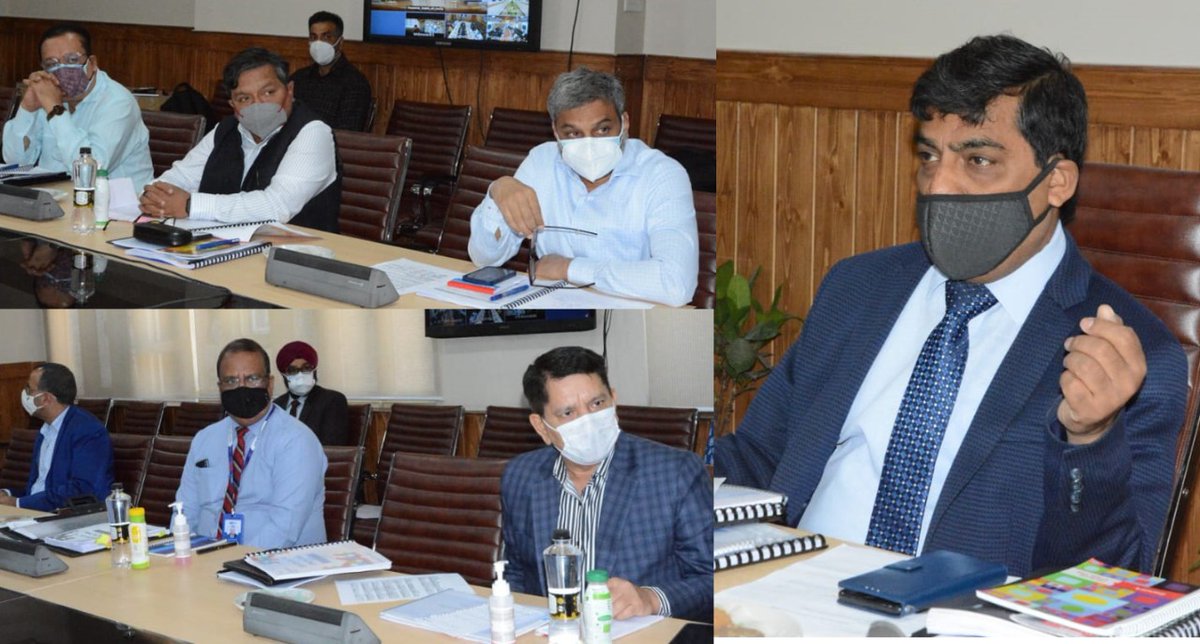 CS  Dr.Arun Kumar Mehta chaired 3rd UT-Level Bankers’ Committee meeting. Asked Revenue Department to complete scanning of records by 15/07/2021. Directs banks to ensure 40% lending to #PrioritySector, disposal of loan cases in 15 days

#Governance #Development #WelfareOfPeople