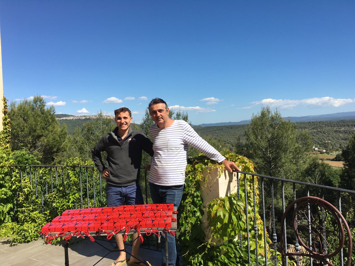 RedFrogBros's tweet image. Olivier et Bernard vous attendent ce samedi !
Ils présenteront nos grenouilles lors du Colloque Musique-Education-Santé pour les enfants à besoins particuliers.
-Samedi 26 juin dès 9H, Ecole Lacordaire à Marseille 
Entrée LIBRE Pour en savoir plus 🔽
fb.me/e/3Ly2dpyor