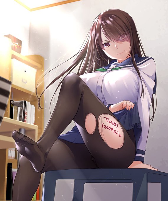 大人馴染4,FANZAさんで10000DL超えました。ありがとうございますー!(∩'∀`)∩やったー 